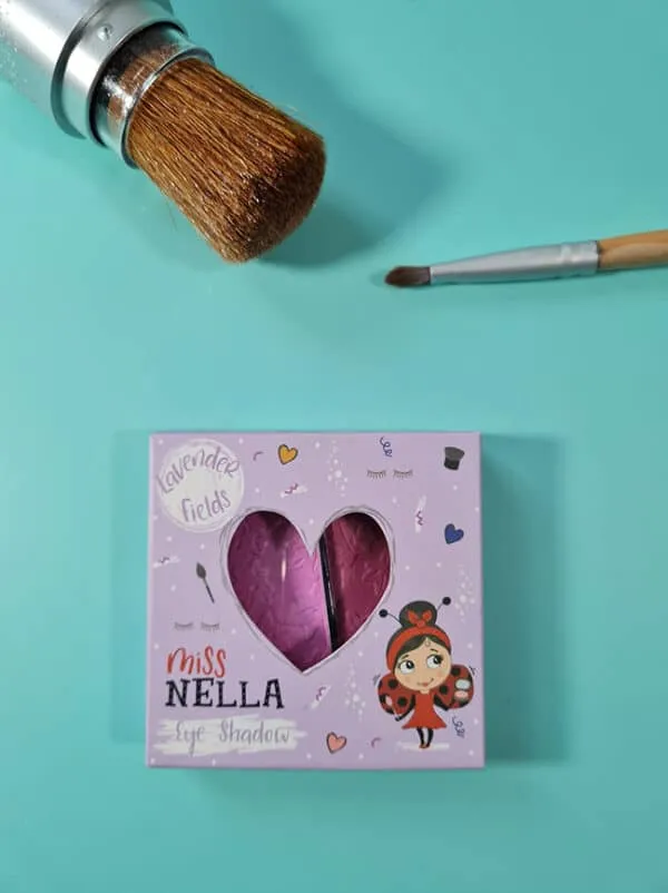 Miss-Nella-hypoallergene-speel-make-up-oogschaduw-lavendel fields