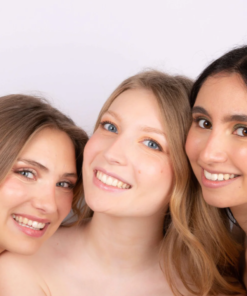 girls-with-the-eyeshadow