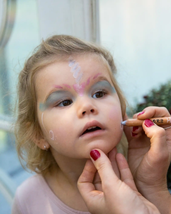 Veilige kinderschmink zonder schadelijke stoffen